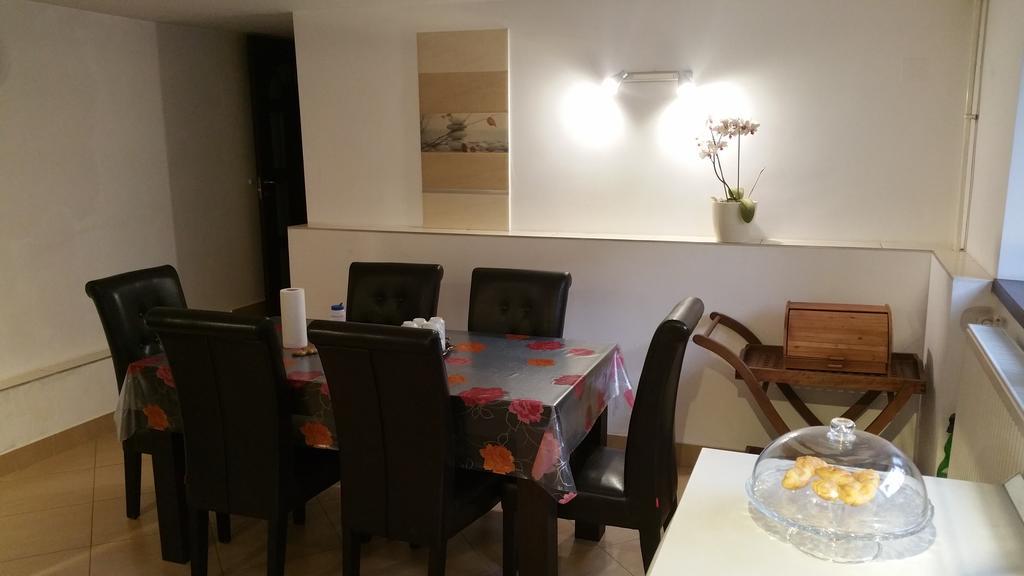 Appartement Casa Bergwald à Rîşnov Extérieur photo